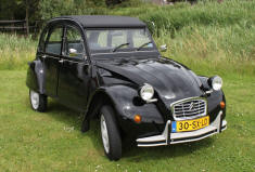 Afbeeldingsresultaat voor 2cv zwart